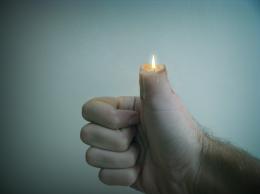 Candle finger